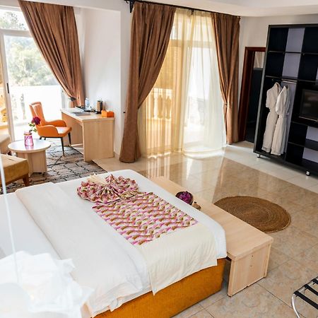 Amata N'Ubuki Boutique Hotel Ltd คิกาลี ภายนอก รูปภาพ